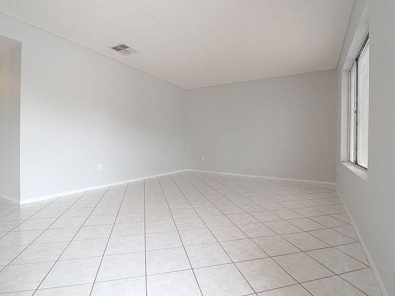 3rd image of 1621 N 54th Ave