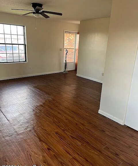 1708B Cliff Ridge Ct — Photo 3
