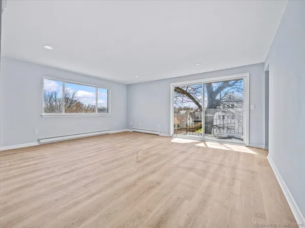 98 Carlton St APT 101, New Britain, CT 06053