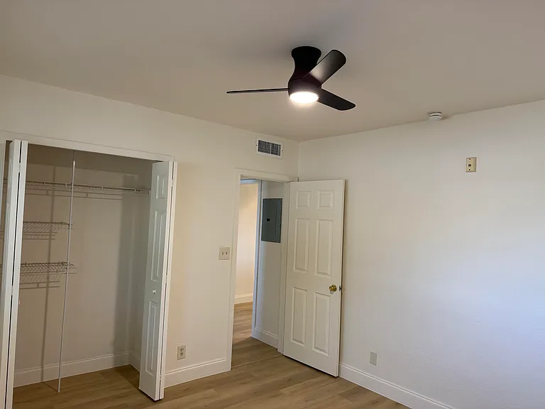 1423 Holly Heights Dr #13 — Photo 14
