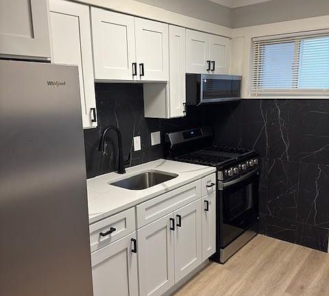 5th image of 4253 Brooks St NE #1
