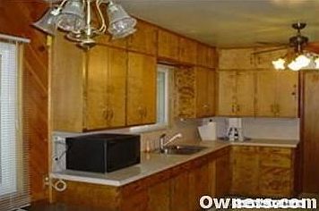Remodeled Kitchen-Lots Of Space