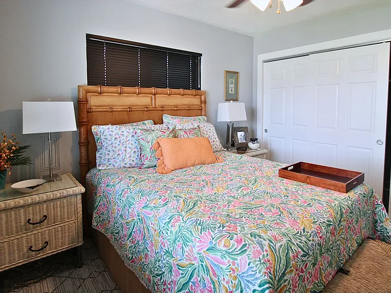 10128 Yacht Club Dr — Photo 19