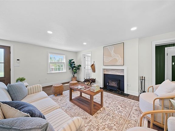 5th image of 5669 Valleyview Dr