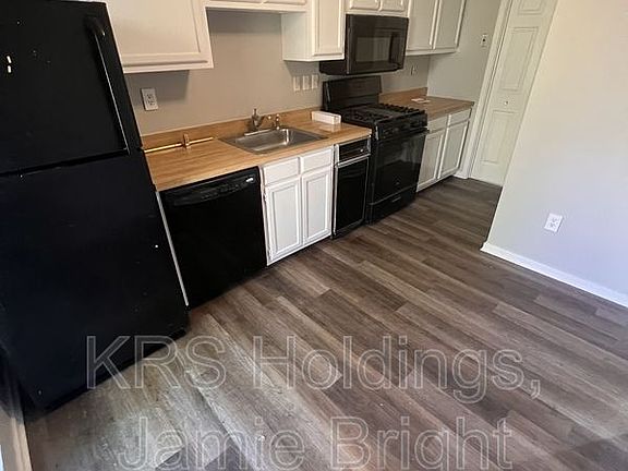 3rd image of 9635 Groundhog Dr