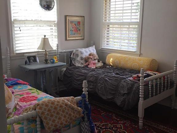 2nd image of 2330 Holly Ave