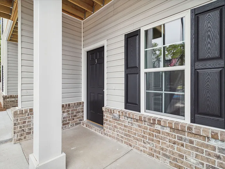 905 Olmstead Ave — Photo 42