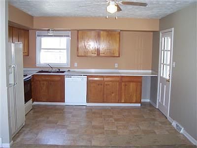 4th image of 343 Wickland Ct