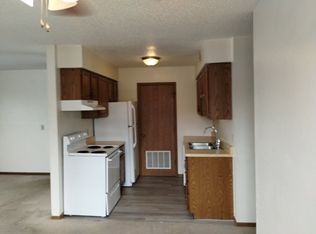 858 M And O Station Rd APT 6, Millstadt, IL 62260