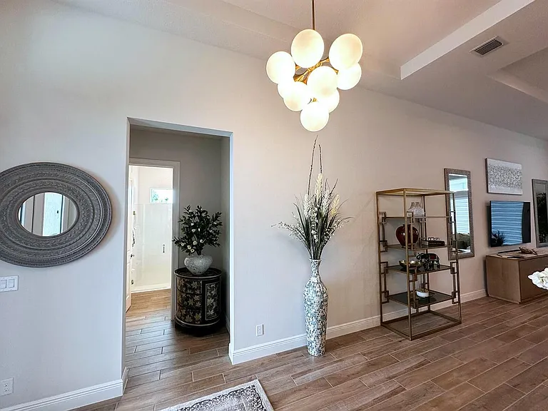 10027 Timber Creek Way — Photo 5