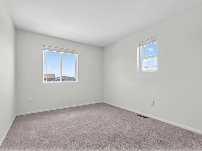 6361 N Malaya St — Photo 24