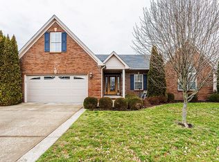 4016 Pine Grove Rd, Versailles, KY 40383