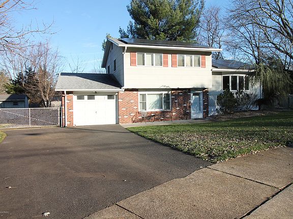 2nd image of 1 N Dakota Ct
