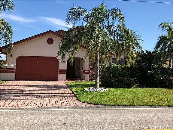 3rd image of 10312 NW 71st Pl