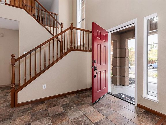 3rd image of 5463 Wildflower Dr