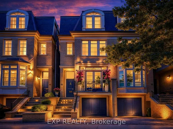 13 Balmoral Ave, Toronto, ON M4V 1J5