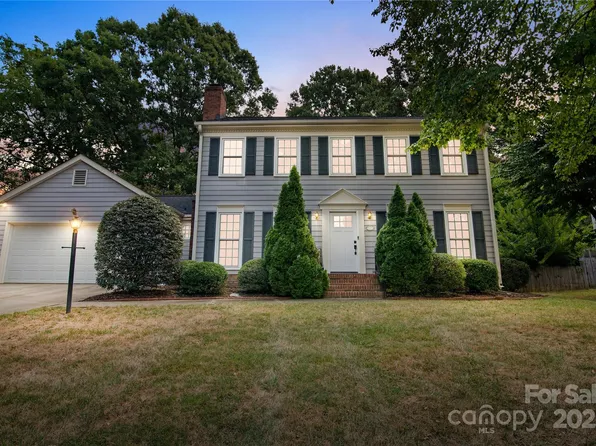 6119 Carmel Station Ave, Charlotte, NC 28226