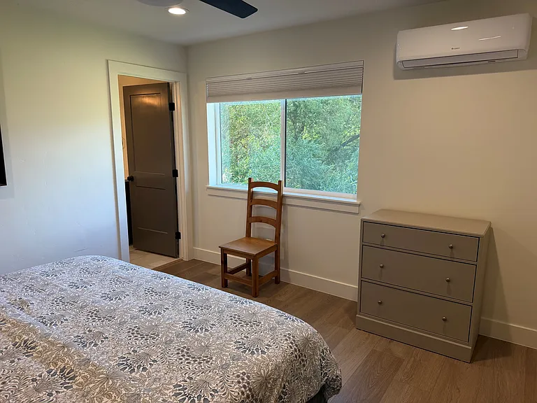 Upper level king bedroom with en-suite bathroom