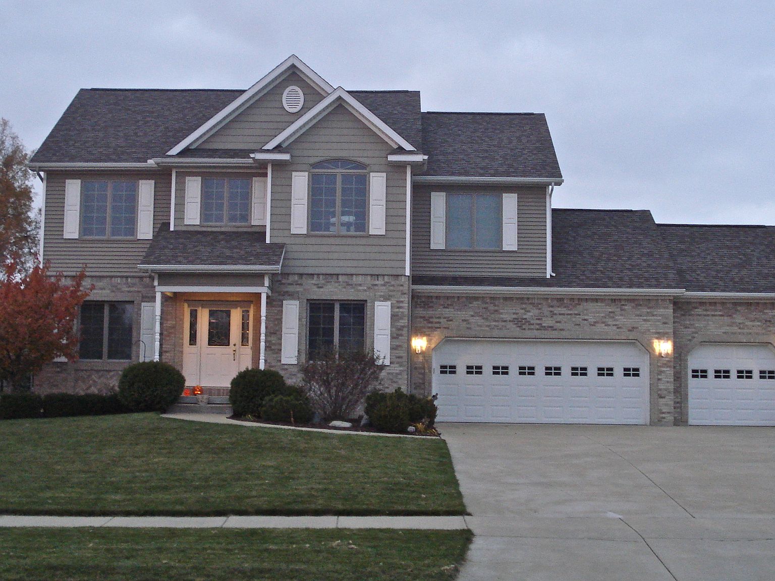 1571 Royal Crescent Dr, Holt, MI 48842 Zillow
