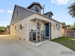 1104 W 67th St, Los Angeles, CA 90044