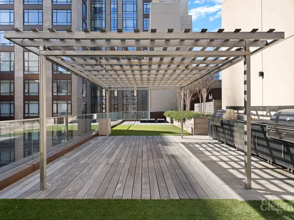 215 East 19th Street 2B image 18 of 19