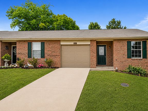 2nd image of 346 Hawthorne Oaks Way