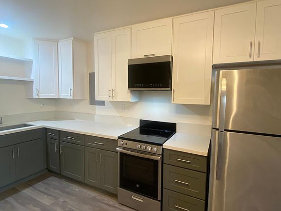 4th image of 1821 E 5th St #6