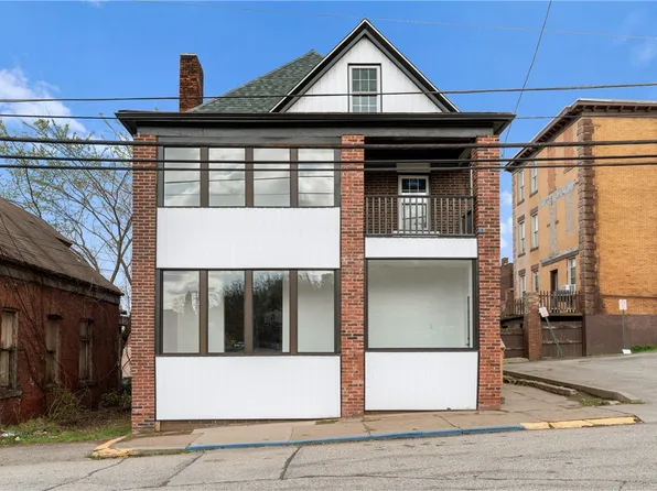 7561 Roslyn St, Pittsburgh, PA 15218