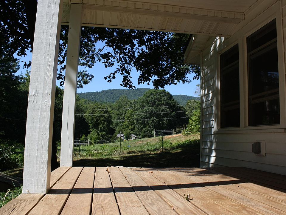 573 Avery Creek Rd, Arden, NC 28704 Zillow