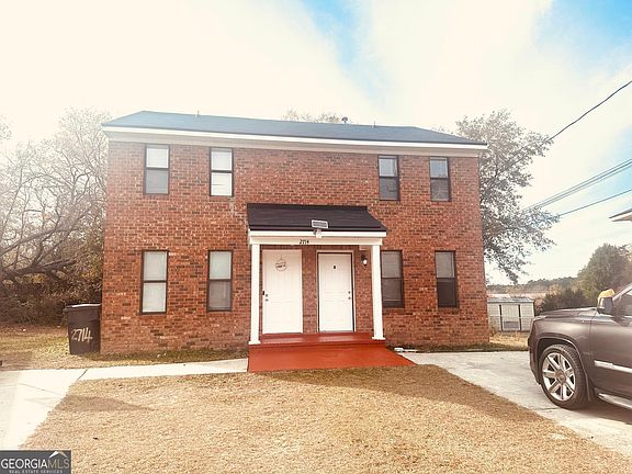 2nd image of 2714 Blossom Dr