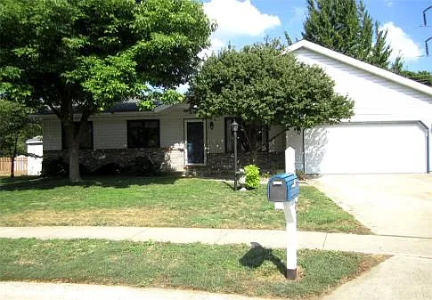 2304 Osage Ct photo 1