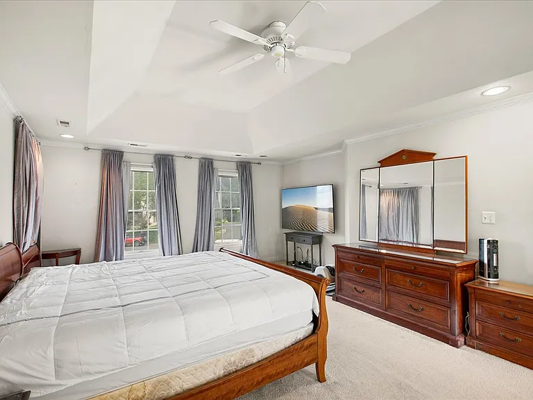 10243 Brittenford Dr — Photo 43
