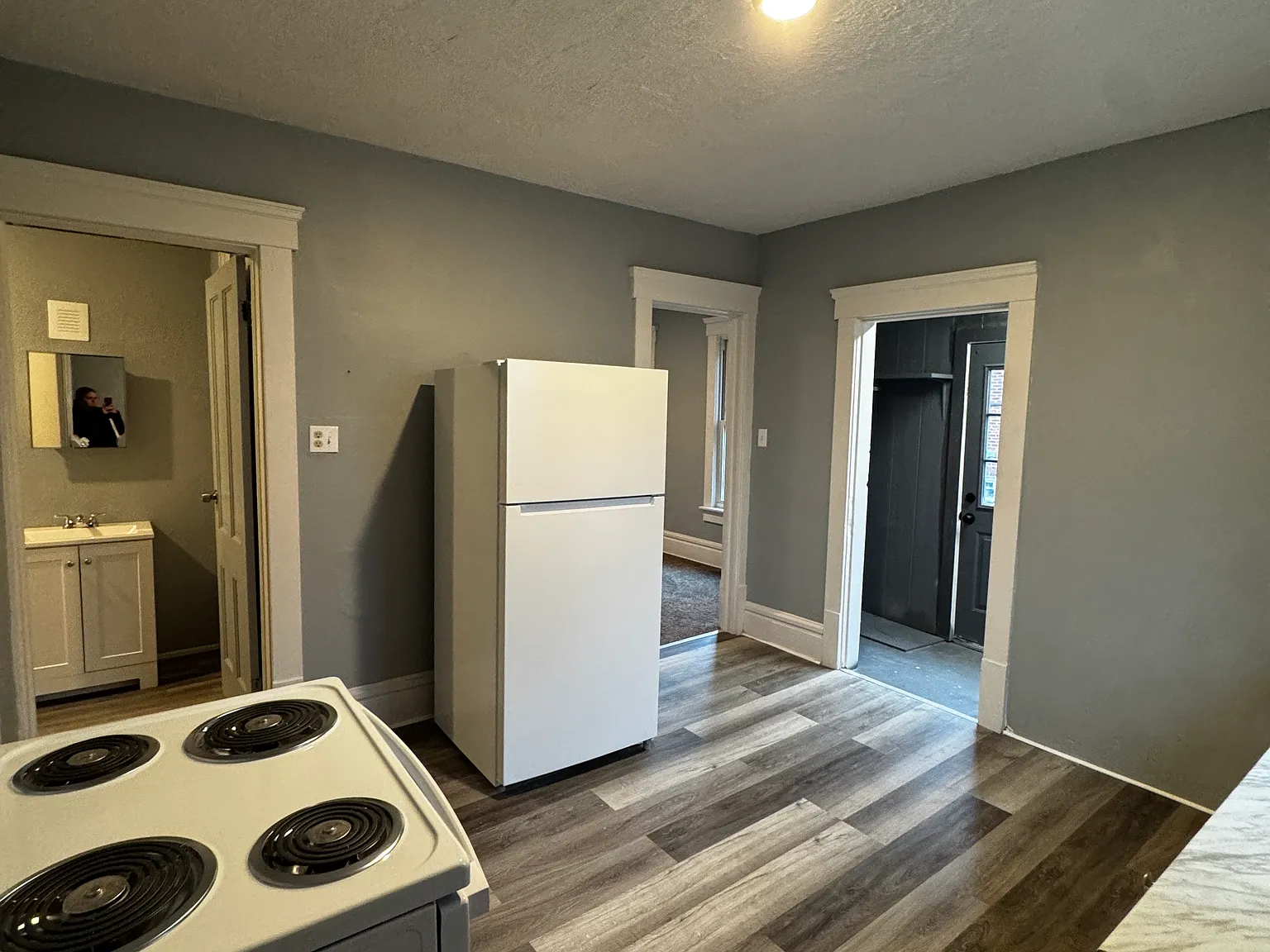4 bed, 1.5 bath, 1240 sqft, $1,260 — Photo 4