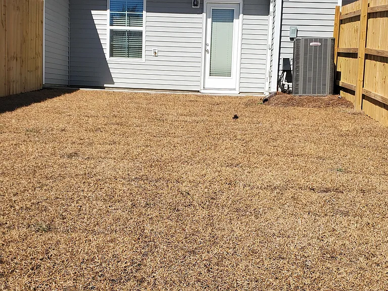 1054 Astoria Dr #MAIN — Photo 23