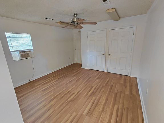 4th image of 863 Lee Road 234 #B3