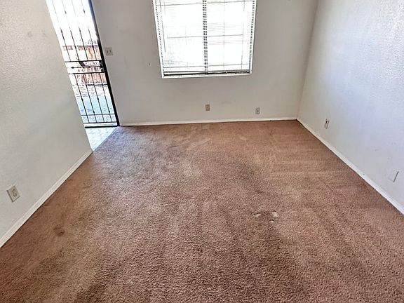 4th image of 3618 Lafayette Dr NE APT B