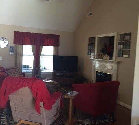 3rd image of 1611 Southwood Ct