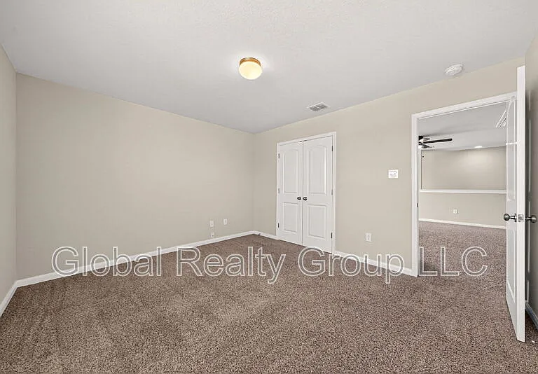 10426 Rosalina Loop — Photo 15