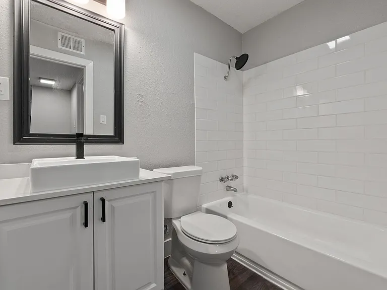 Anderson Flats — Photo 10
