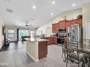 13749R Devan Lee Dr N, Jacksonville, FL 32226