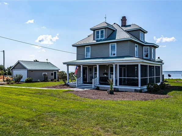 159 Fleeton Point Cir, Reedville, VA 22539