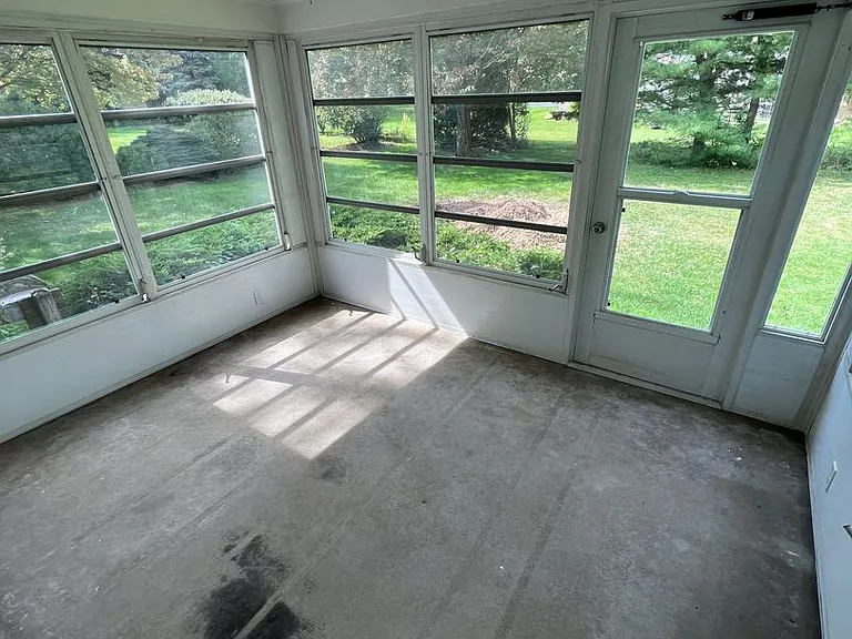 6520 Diana Dr — Photo 9
