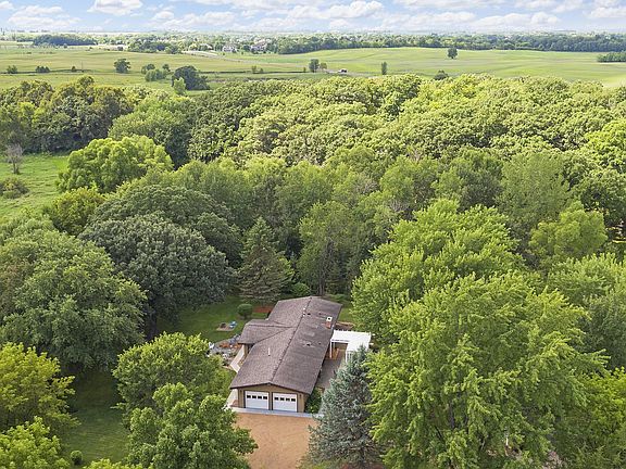 2nd image of 2032 Eaglewood Cir
