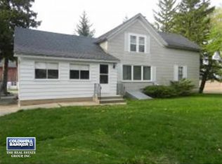 N1069 Hill Rd, Pulaski, WI 54162