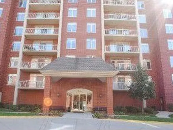 8340 Callie Ave Unit 511, Morton Grove, IL 60053