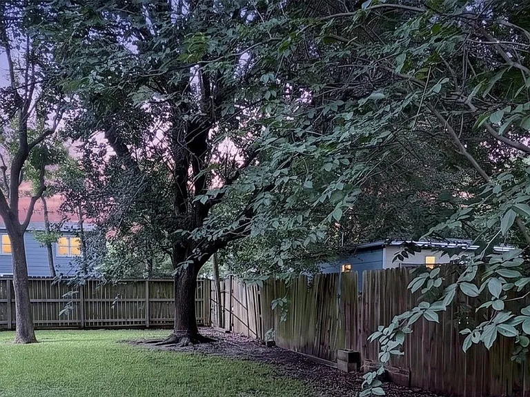 1118 Hunter Dr #A — Photo 21