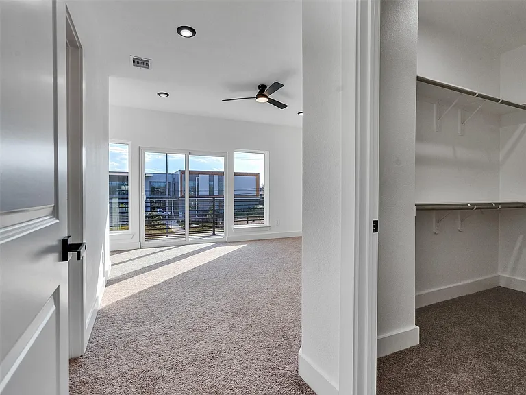 4421 Reed Rd #A AND B — Photo 16