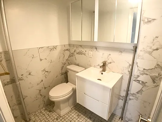 Rented by MOTION New York | media 24