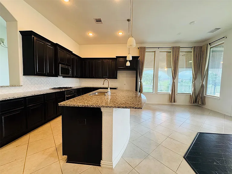 8403 Terrace Valley Cir — Photo 11