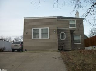 145 Vanness Ave, Ottumwa, IA 52501